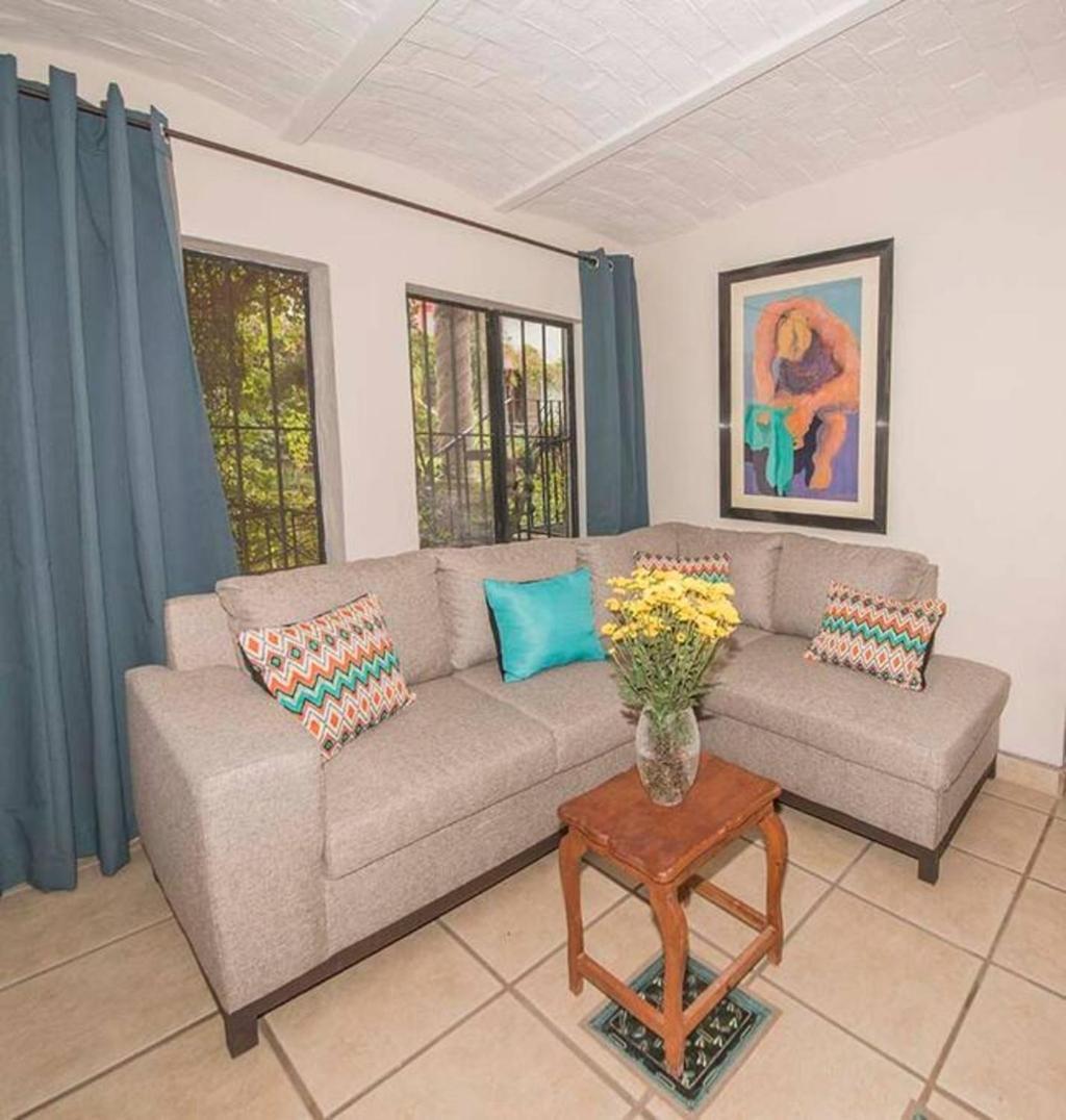 Enjoy Ac In Our Guest Room At Inn Ajijic Exteriér fotografie